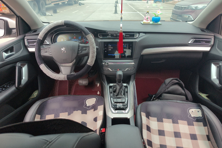 标致408 2020款 360THP 十周年纪念版中控内饰12