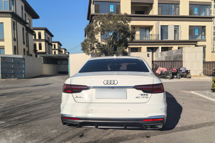 奥迪A4L 2023款 40 TFSI 时尚动感型车身外观6003