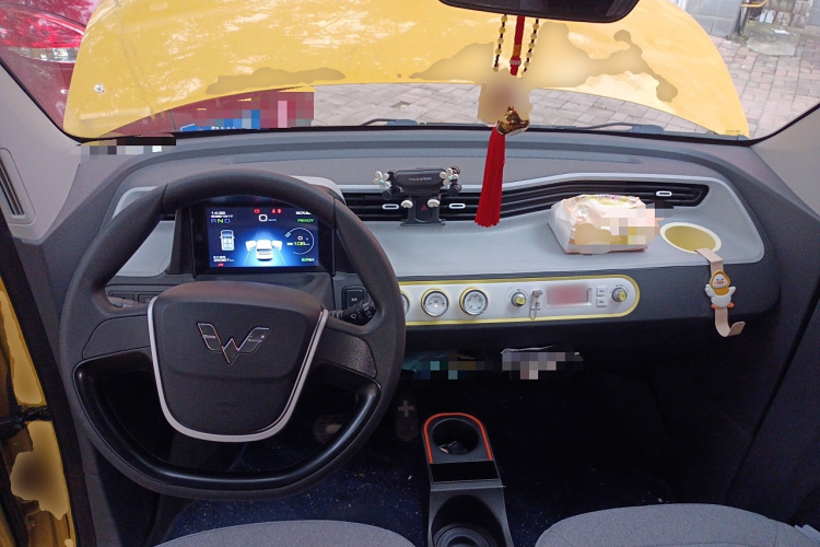 五菱汽车 宏光MINIEV 2021款 马卡龙夹心款 120km 磷酸铁锂中控内饰12