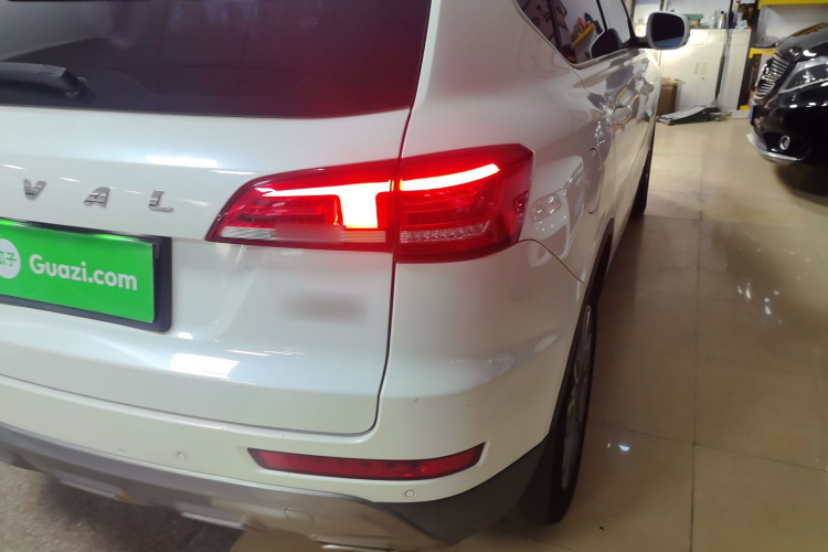 哈弗H7 2017款 红标H7 2.0T 自动豪华型车身外观9