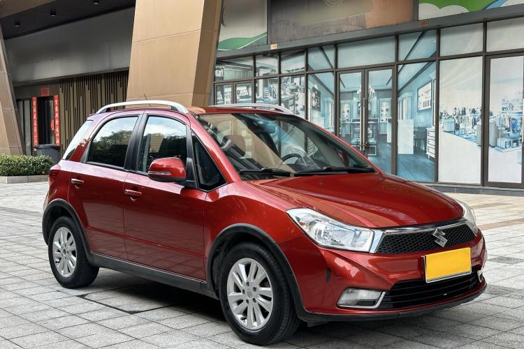 铃木 天语 SX4 2013款 1.6L 自动酷锐型车身外观6002
