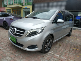 奔驰V级 2016款 V 260 L 尊贵加长版