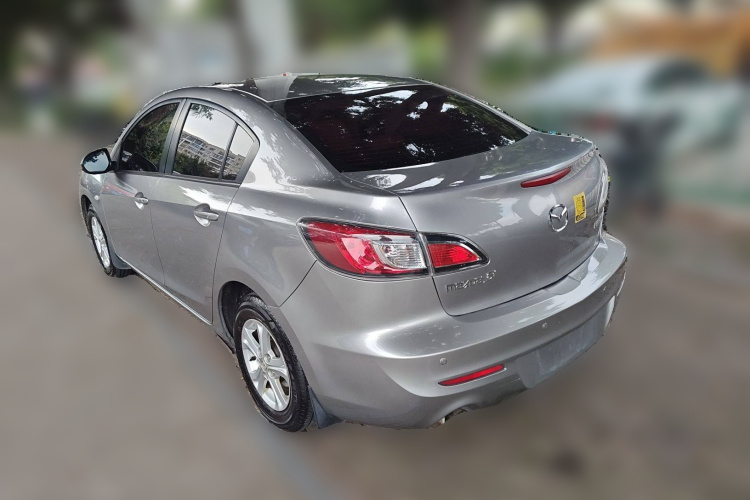马自达3星骋 2013款 三厢 1.6L 自动精英型车身外观5