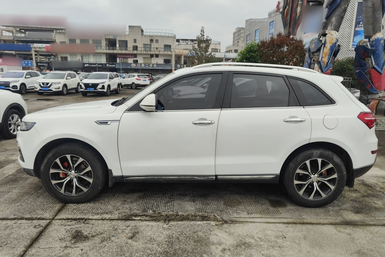 众泰T600 2016款 运动版 1.5T 手动尊贵型车身外观4