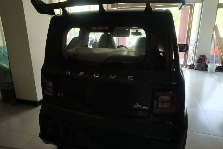 吉利汽车 2025款 210km 熊猫卡丁车身外观6004