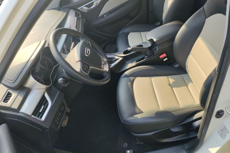 吉利汽车 远景 2020款 改款 1.5L CVT亚运版中控内饰19