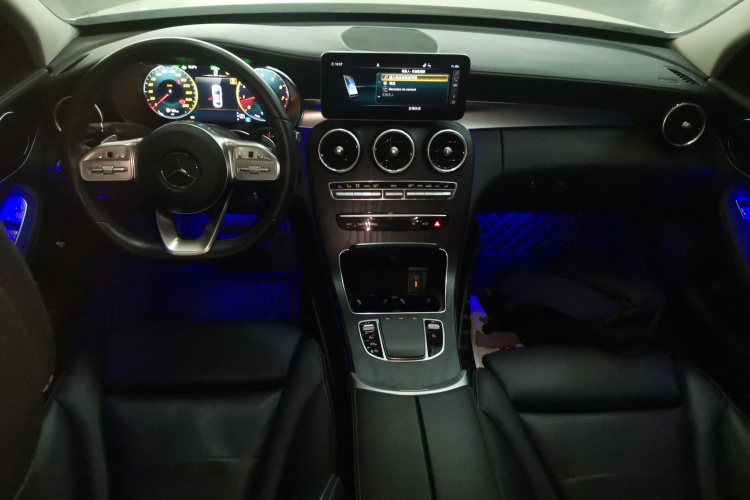 奔驰C级 2021款 C 260 L 运动版中控内饰7002
