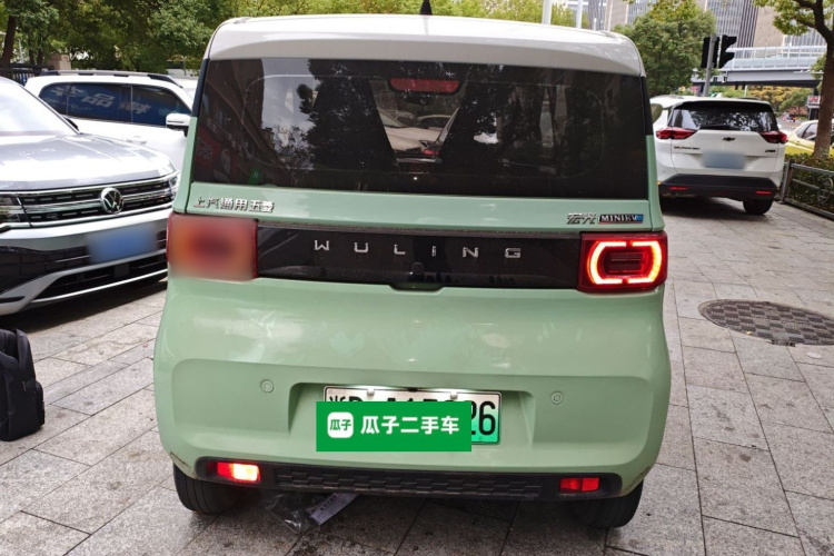 五菱汽车 宏光MINIEV 2022款 马卡龙臻享款 磷酸铁锂车身外观6004
