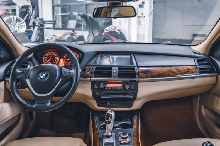 宝马X5(进口) 2011款 xDrive50i 领先型车身外观6015