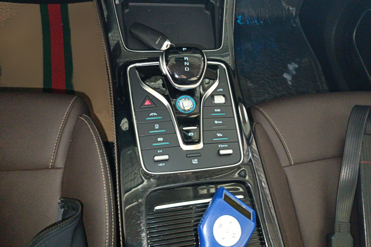 比亚迪 宋MAX新能源 2022款 DM-i 105KM 行政版局部细节18