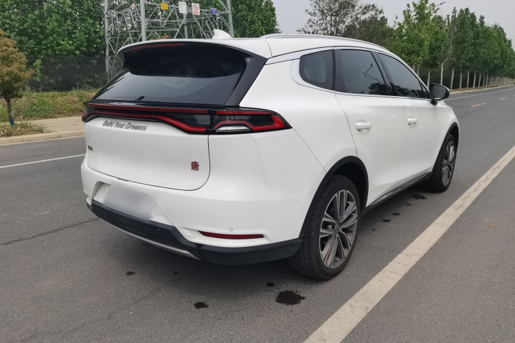 比亚迪 唐 2018款 2.0T 自动智联尊荣型 7座 国V车身外观6010