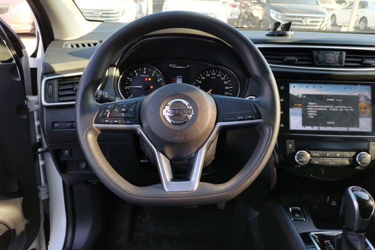 日产 逍客 2022款 2.0L CVT XV智享版中控内饰13