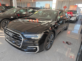 奥迪A6L 2026款 45 TFSI quattro 臻选动感型