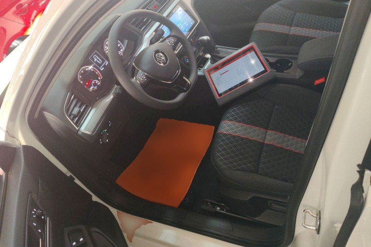 大众 凌渡 2019款 230TSI DSG风尚版 国VI中控内饰19