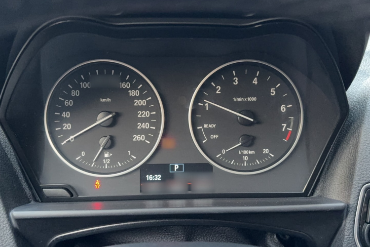 宝马1系(进口) 2016款 118i 领先型局部细节14