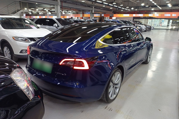 特斯拉 Model 3 2020款 改款 长续航后轮驱动版车身外观6005