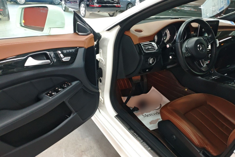 奔驰CLS 2016款 CLS 260 逸彩版中控内饰7003