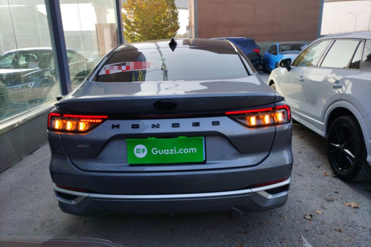 福特 蒙迪欧 2022款 改款 EcoBoost 245 豪华型车身外观6