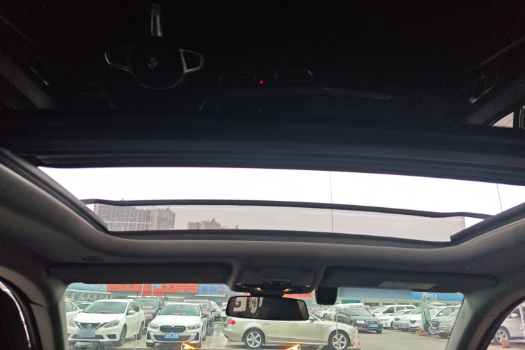 宝马2系(进口) 2021款 225i 四门轿跑车 M运动曜夜套装局部细节22