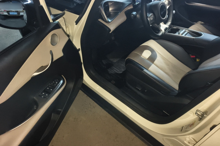 比亚迪 海豚 2025款 420km 自由版中控内饰7003