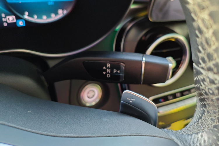 奔驰C级 2020款 C 200 L 时尚型运动版局部细节18