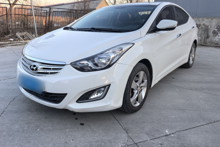 现代 朗动 2013款 1.6L 自动领先型车身外观1