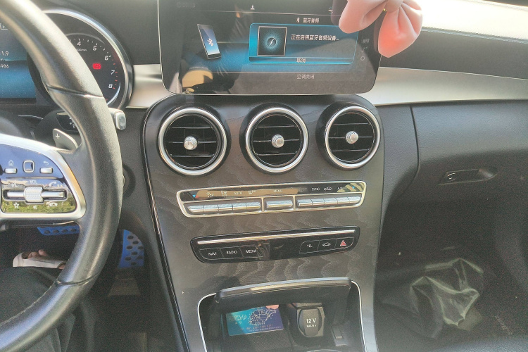 奔驰C级 2019款 C 180 L 时尚型运动版局部细节16