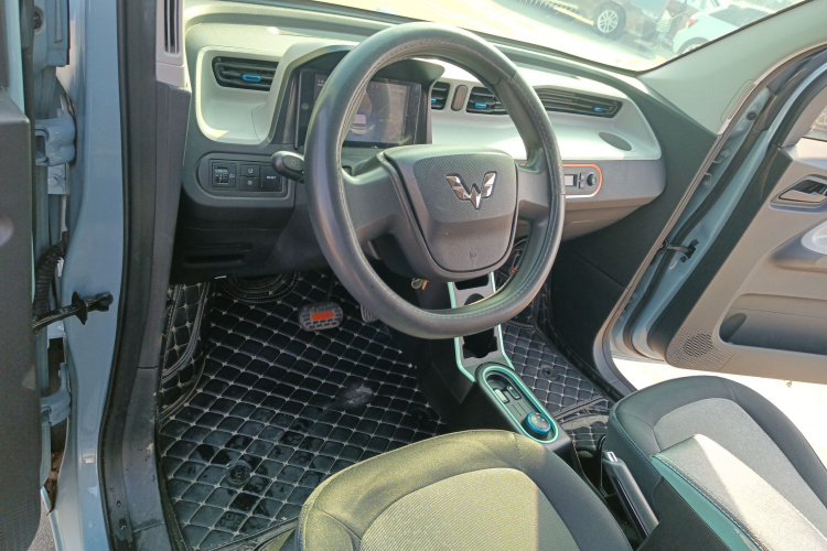 五菱汽车 宏光MINIEV 2021款 马卡龙时尚款 磷酸铁锂中控内饰12