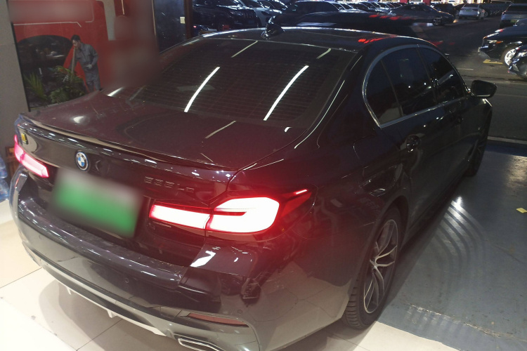宝马5系新能源 2022款 改款二 535Le 先锋版M运动套装车身外观6005