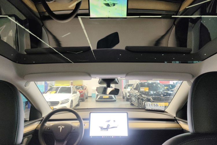 特斯拉 Model Y 2022款 改款 后轮驱动版局部细节22