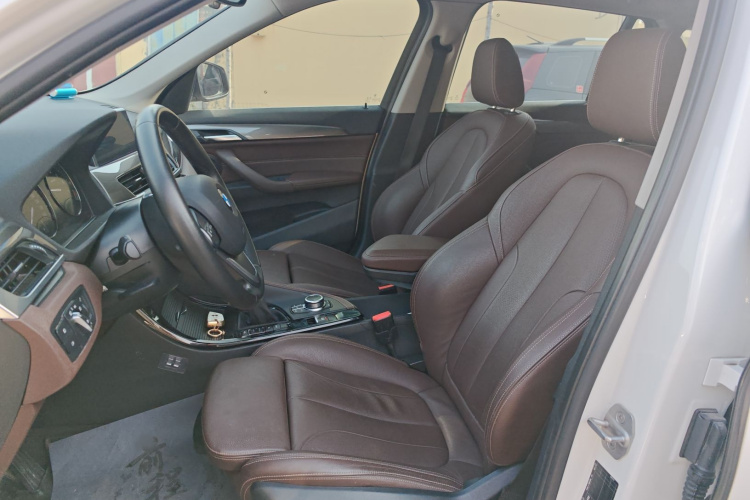 宝马X1新能源 2019款 xDrive25Le 豪华型局部细节19