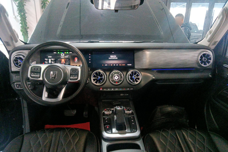 坦克300 2024款 2.0T 挑战者中控内饰12