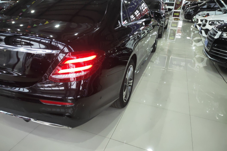 奔驰E级 2016款 E 200 L 运动型车身外观6006