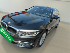 宝马5系 2019款 改款 530Li 尊享型 豪华套装