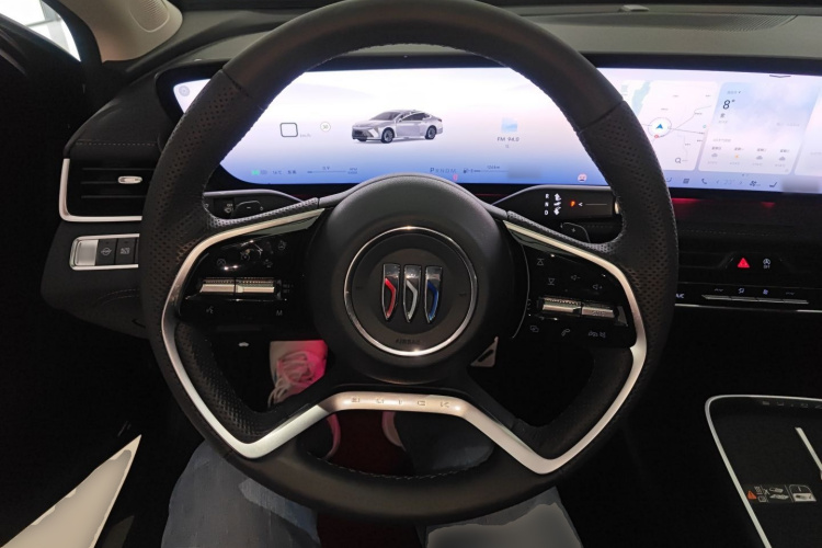 别克 君越 2023款 28T 越尊版中控内饰13