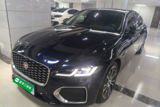 捷豹XFL 2021款 XFL 2.0T P250 两驱尊享豪华版