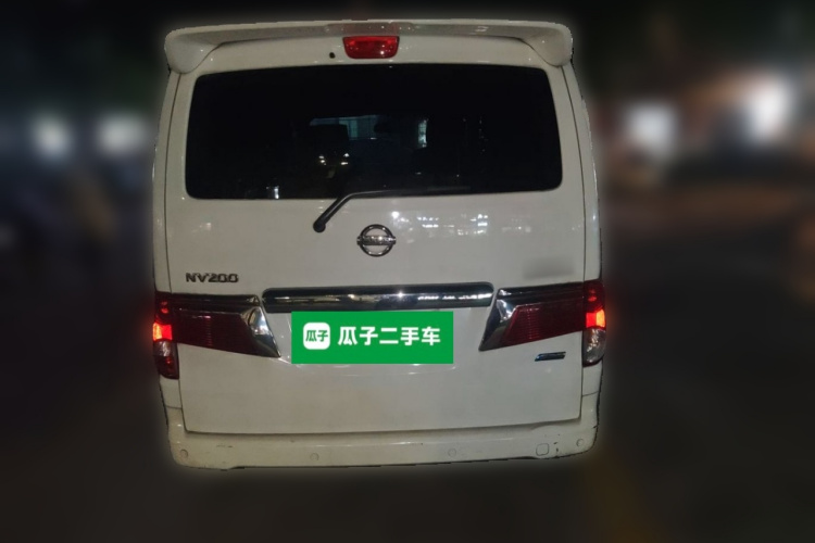 日产NV200 2016款 改款 1.6L CVT豪华型车身外观6004