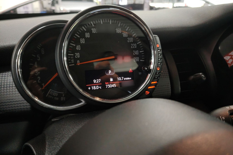 MINI 2016款 1.5T COOPER 先锋派局部细节14