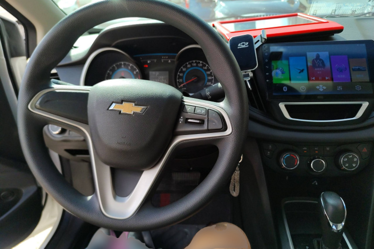 雪佛兰 科沃兹 2019款 320 自动欣悦版中控内饰12