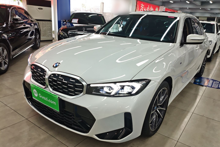 宝马3系 2023款 325Li M运动套装车身外观1