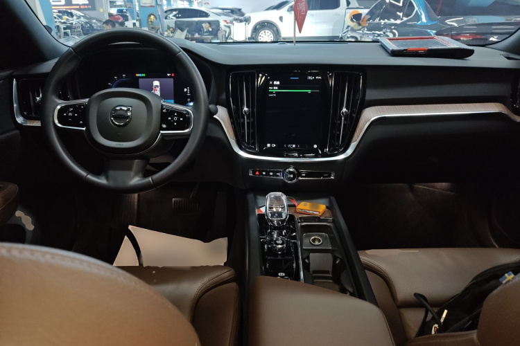 沃尔沃S60 2024款 B4 智远豪华版中控内饰12