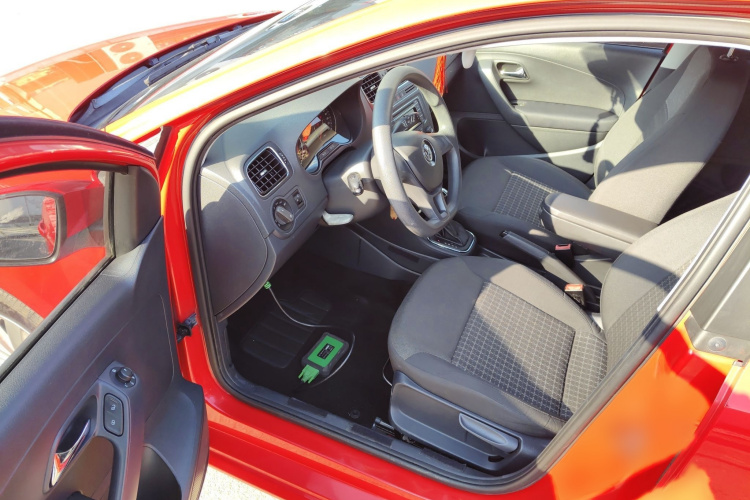 大众 Polo 2014款 1.6L 自动舒适版中控内饰7003