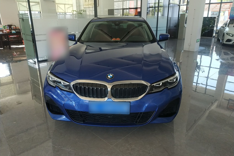 宝马3系 2022款 325Li M运动套装车身外观2