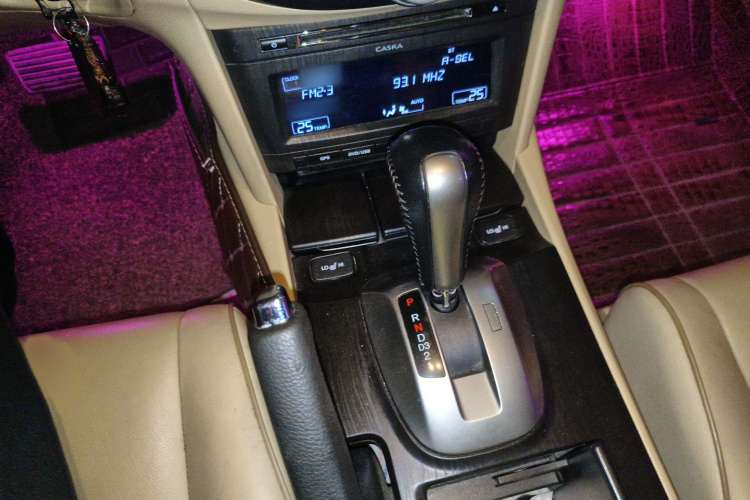 本田 歌诗图 2012款 2.4L 豪华版局部细节18