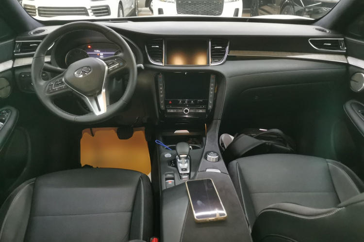 英菲尼迪QX50 2020款 2.0T 四驱旗舰版中控内饰7002