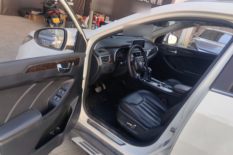 东风风光 风光580 2017款 1.5T CVT智尚型中控内饰7003