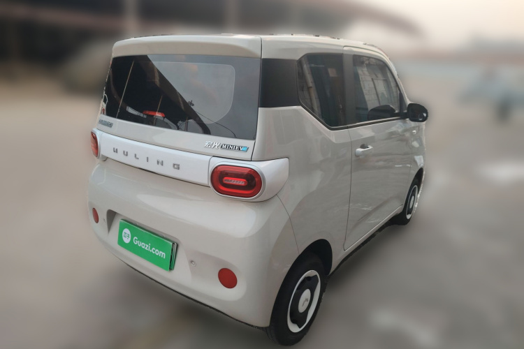 五菱汽车 宏光MINIEV 2024款 第三代 215km 青春版车身外观7