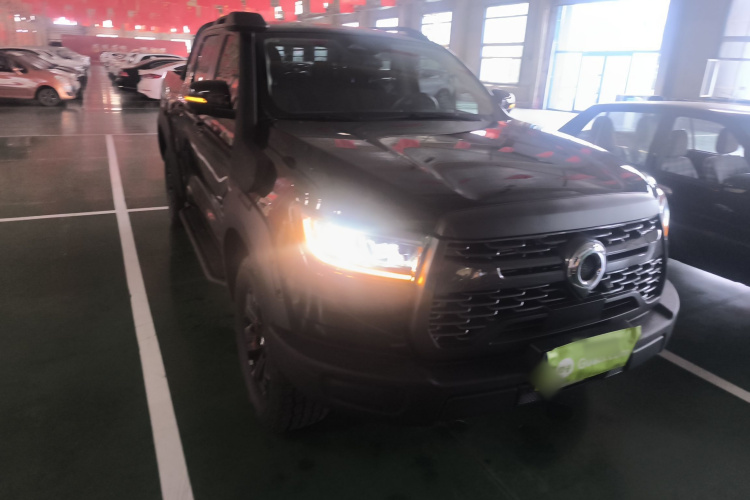 长城 炮 2023款 2.0T越野版自动汽油四驱高阶版车身外观3