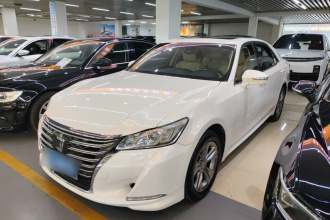 丰田 皇冠 2015款 2.5L 智享版