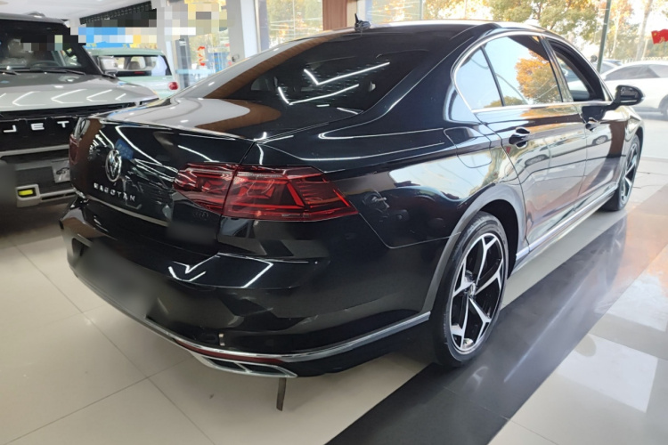 大众 迈腾 2025款 改款 众享款 330TSI DSG豪华型车身外观7